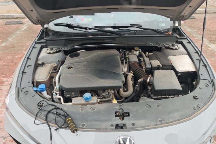 Used CHANGAN UNI-V 2023 1.5T Prestige Model Engine Bay