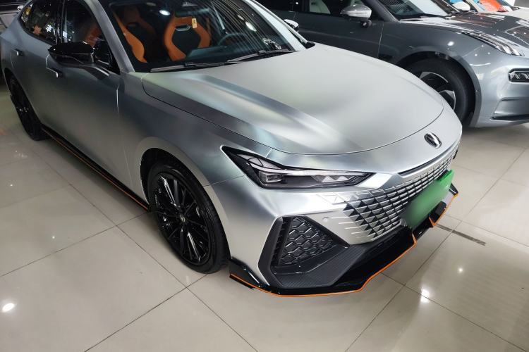 Used CHANGAN UNI-V 2023 2.0T Leading-Speed Edition Exterior 1