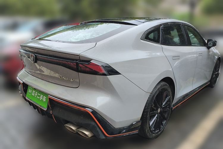 Used CHANGAN UNI-V 2023 1.5T Sport Edition Exterior 5