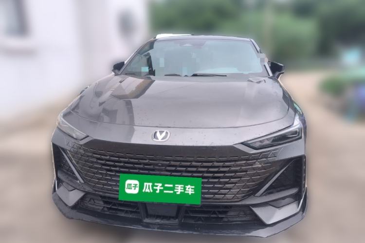 Used CHANGAN UNI-V 2023 1.5T Sport Edition Front