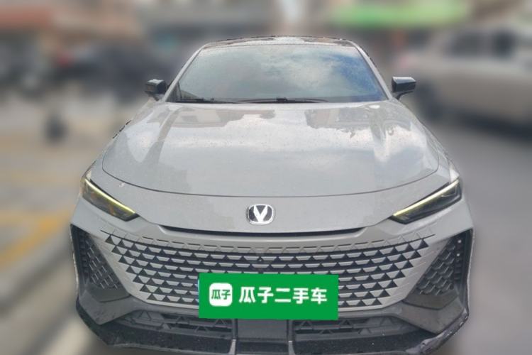 Used CHANGAN UNI-V 2023 2.0T Sport Edition Front