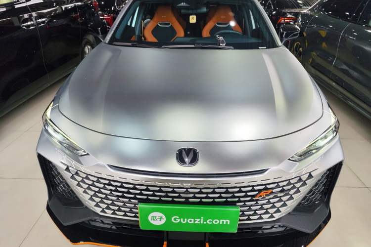 Used CHANGAN UNI-V 2023 2.0T Leading-Speed Edition Front