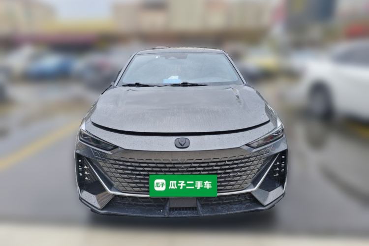 Used CHANGAN UNI-V 2023 1.5T Prestige Model Front