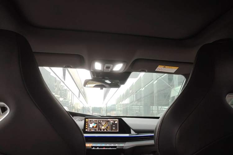 Used CHANGAN UNI-V 2023 1.5T Prestige Model Headliner