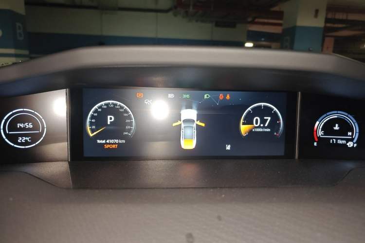 Used CHANGAN UNI-V 2023 1.5T Sport Edition Instrument Cluster