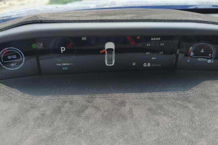 Used CHANGAN UNI-V 2023 1.5T Prestige Model Instrument Cluster