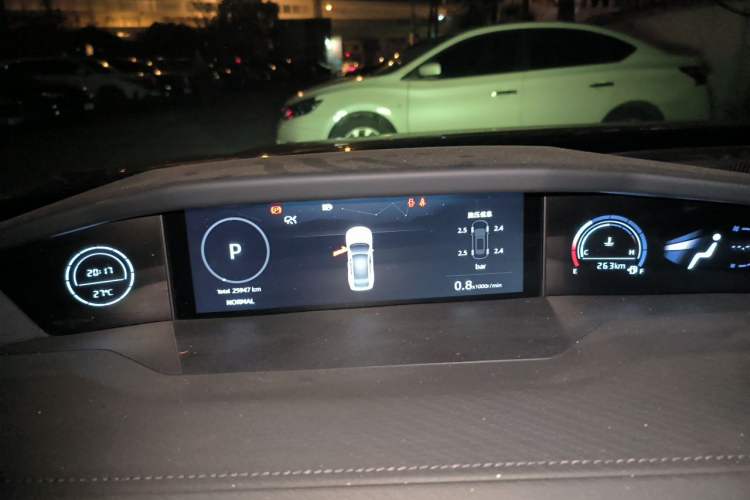 Used CHANGAN UNI-V 2023 1.5T Prestige Model Instrument Cluster