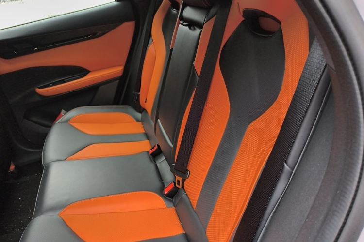 Used CHANGAN UNI-V 2023 1.5T Sport Edition Interior 4