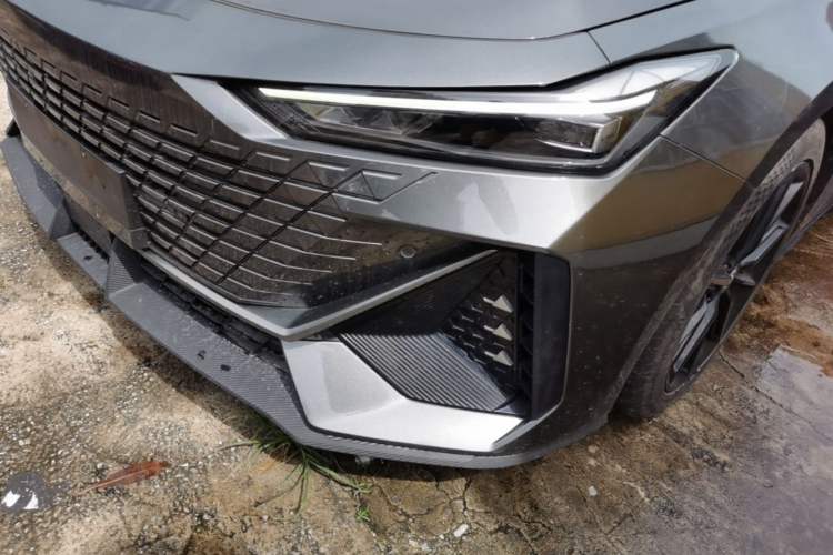 Used CHANGAN UNI-V 2023 1.5T Prestige Model Left Front Headlight