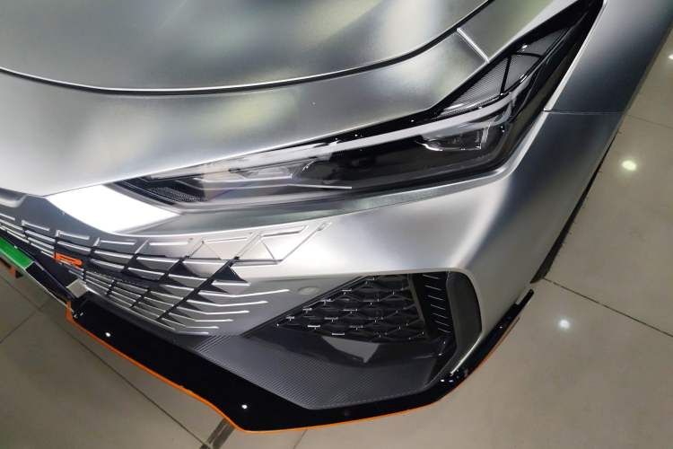 Used CHANGAN UNI-V 2023 2.0T Leading-Speed Edition Left Front Headlight