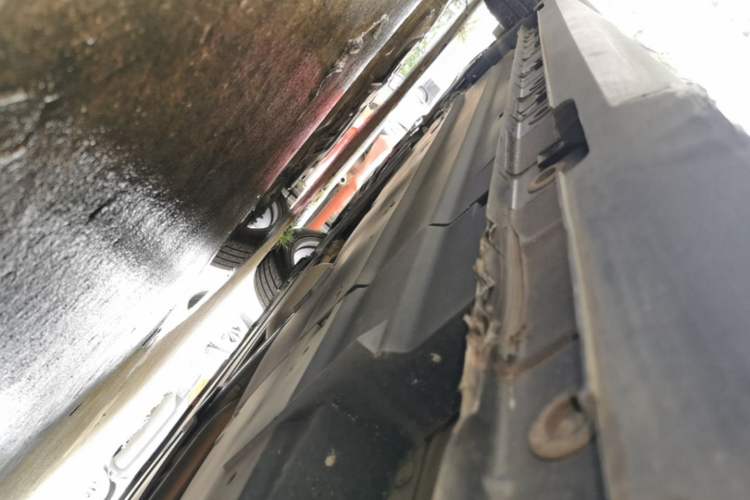 Used CHANGAN UNI-V 2023 1.5T Prestige Model Left Side Sill
