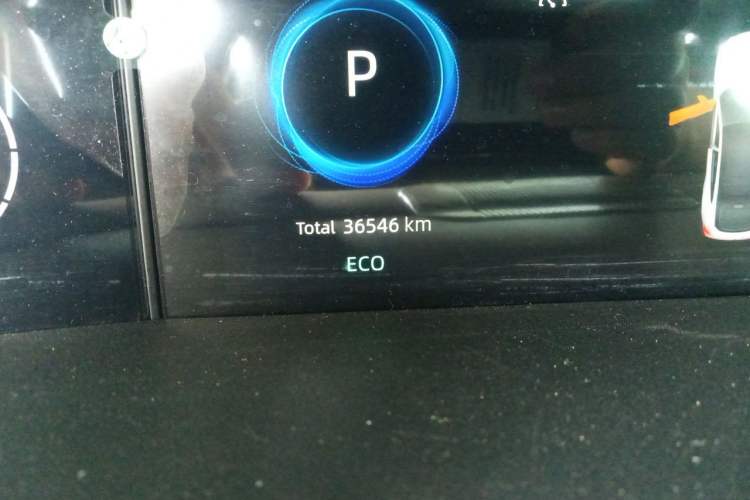 Used CHANGAN UNI-V 2023 1.5T Sport Edition Odometer Close Up