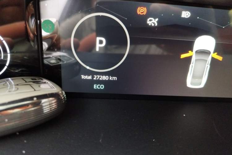 Used CHANGAN UNI-V 2023 1.5T Sport Edition Odometer Close Up