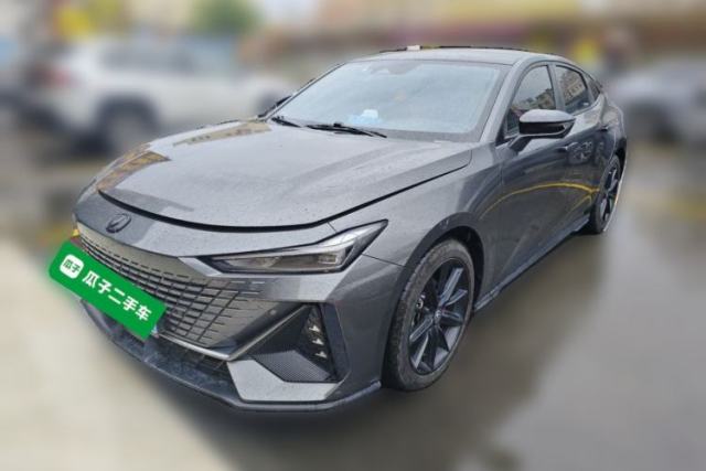 Used CHANGAN UNI-V 2023 1.5T Prestige Model