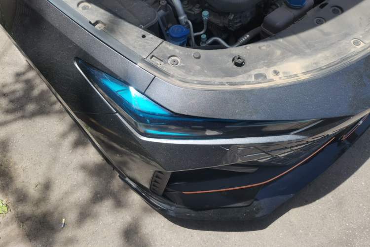 Used CHANGAN UNI-V 2023 1.5T Sport Edition Right Front Headlight