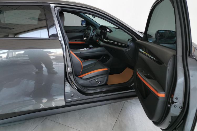 Used CHANGAN UNI-V 2023 1.5T Prestige Model Right Front Seat