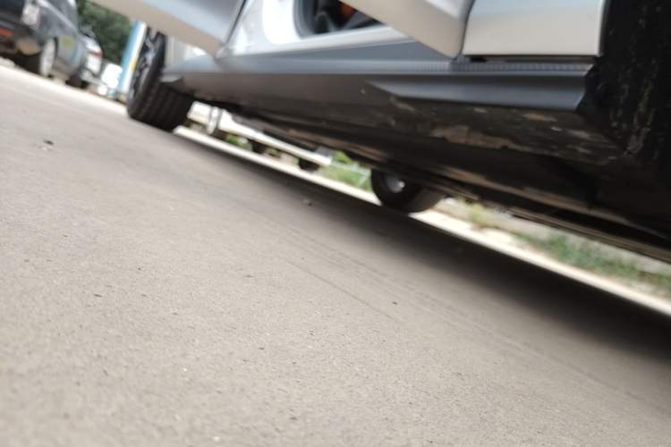 Used CHANGAN UNI-V 2023 1.5T Prestige Model Right Side Sill
