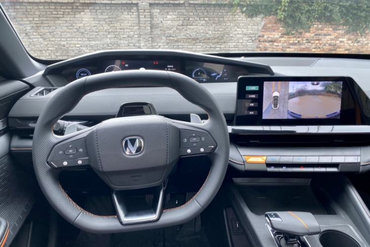 Used CHANGAN UNI-V 2023 1.5T Prestige Model Steering Wheel