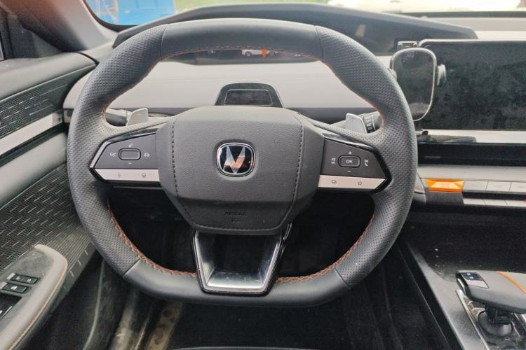 Used CHANGAN UNI-V 2023 1.5T Prestige Model Steering Wheel