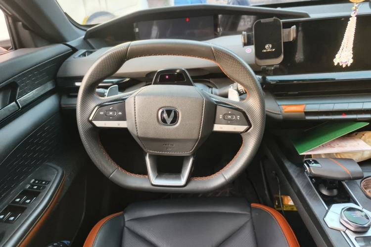 Used CHANGAN UNI-V 2023 1.5T Prestige Model Steering Wheel