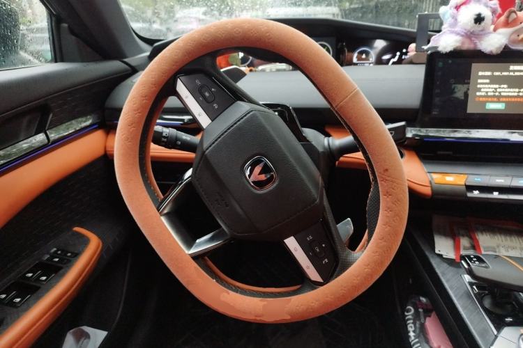 Used CHANGAN UNI-V 2023 1.5T Sport Edition Steering Wheel