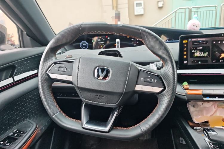 Used CHANGAN UNI-V 2023 1.5T Prestige Model Steering Wheel