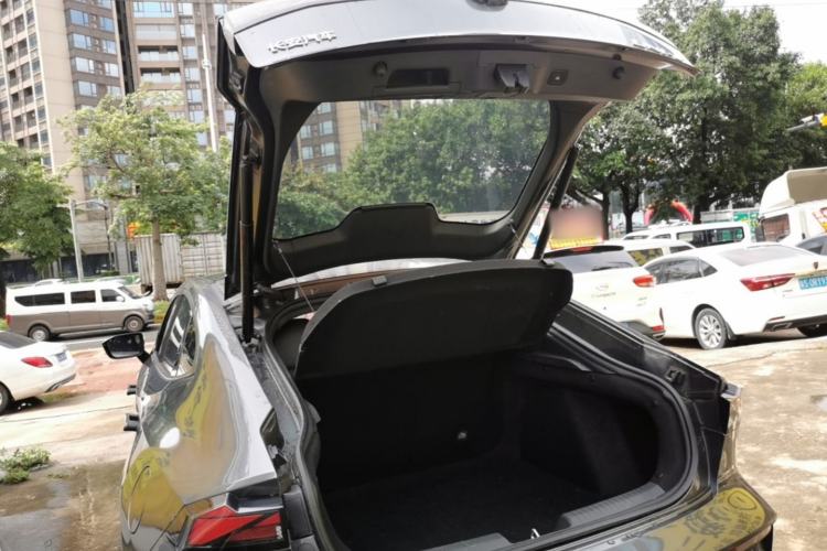 Used CHANGAN UNI-V 2023 1.5T Prestige Model Trunk