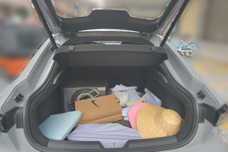 Used CHANGAN UNI-V 2023 2.0T Sport Edition Trunk