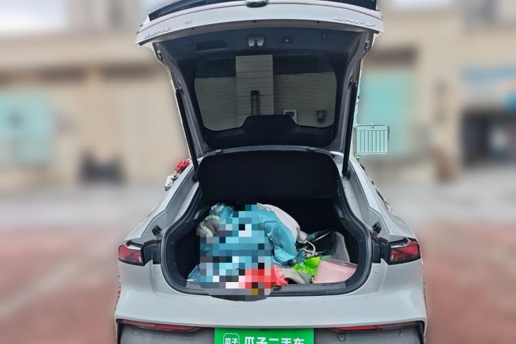 Used CHANGAN UNI-V 2023 1.5T Prestige Model Trunk