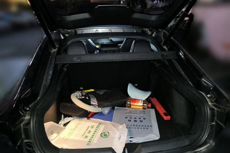 Used CHANGAN UNI-V 2023 1.5T Prestige Model Trunk