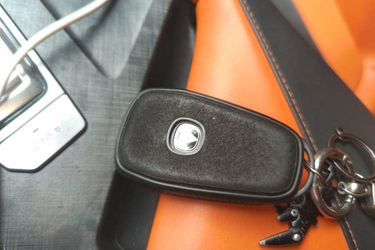Used CHANGAN UNI-V 2023 2.0T Sport Edition Vehicle Key