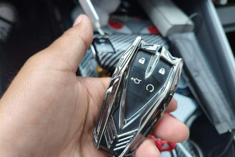 Used CHANGAN UNI-V 2023 1.5T Prestige Model Vehicle Key