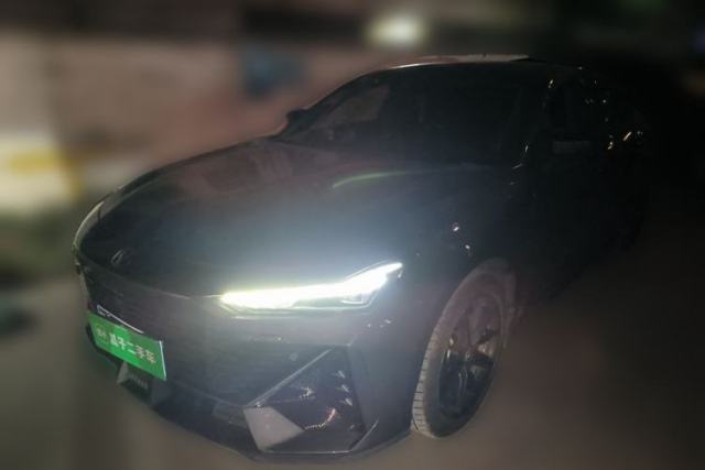 Used CHANGAN UNI-V 2023 1.5T Prestige Model