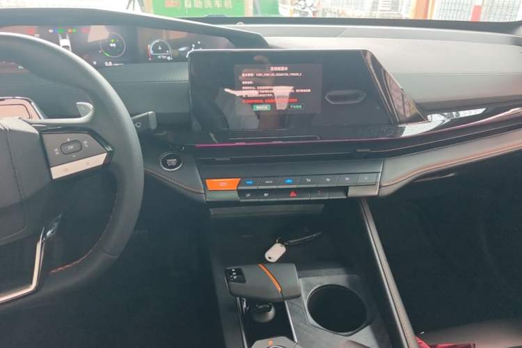 Used CHANGAN UNI-V 2023 1.5T Prestige Model Audio And AC Panel