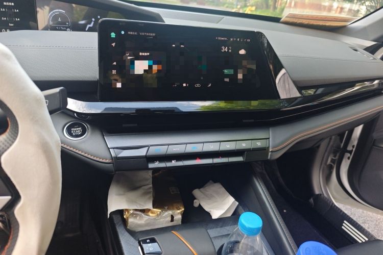 Used CHANGAN UNI-V 2023 1.5T Premium Model Audio And AC Panel