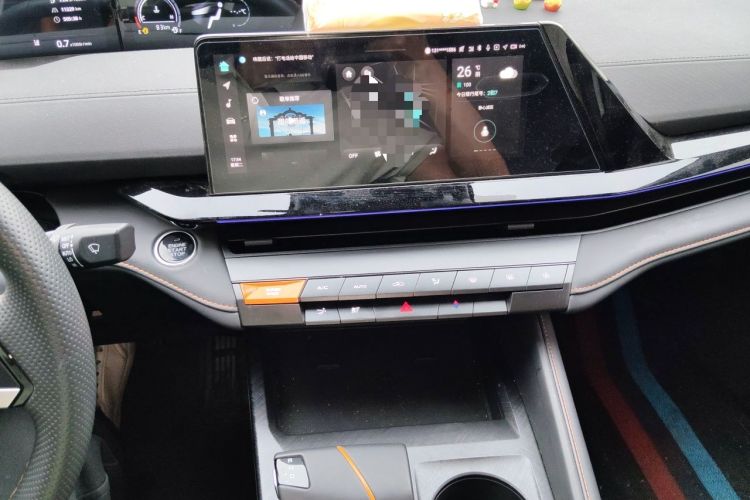 Used CHANGAN UNI-V 2023 1.5T Prestige Model Audio And AC Panel
