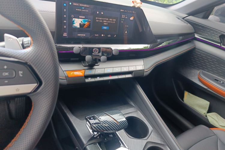 Used CHANGAN UNI-V 2023 1.5T Prestige Model Audio And AC Panel