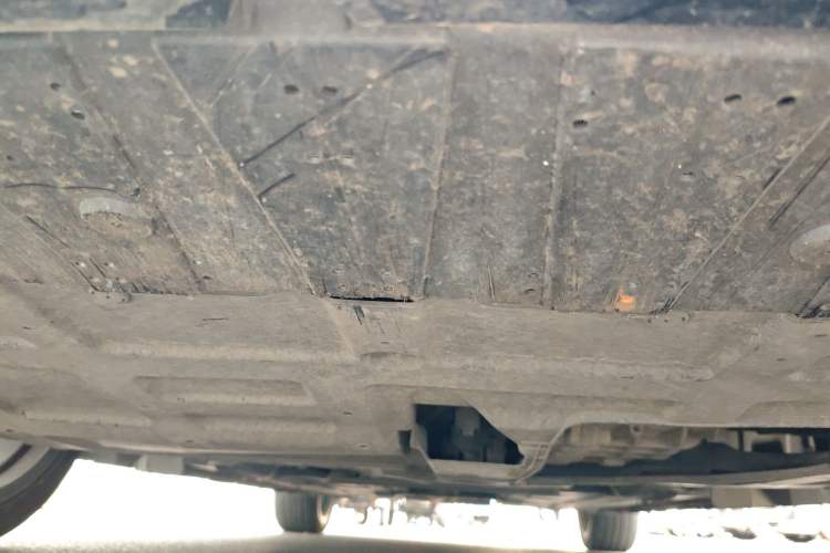 Used CHANGAN UNI-V 2023 1.5T Sport Edition Chassis Front