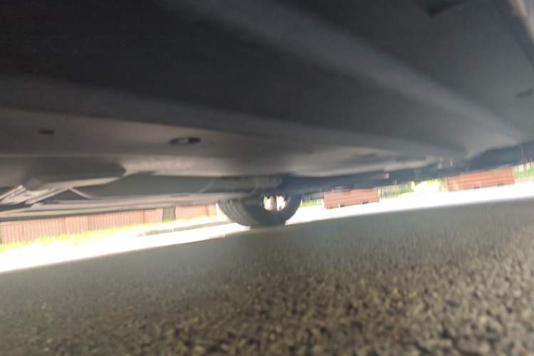 Used CHANGAN UNI-V 2023 1.5T Premium Model Chassis Front Left