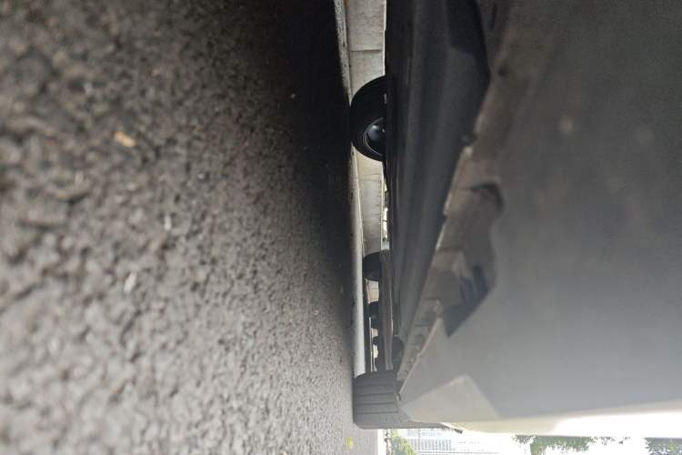 Used CHANGAN UNI-V 2023 1.5T Prestige Model Chassis Front Left