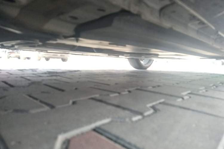 Used CHANGAN UNI-V 2023 2.0T Leading-Speed Edition Chassis Front Left