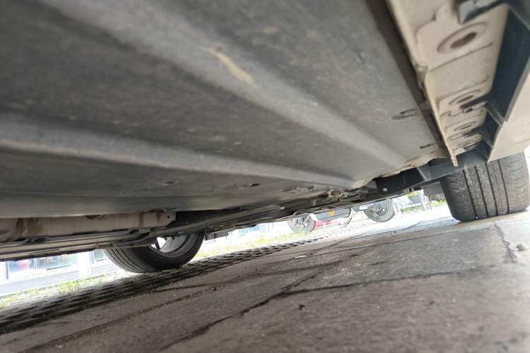 Used CHANGAN UNI-V 2023 1.5T Sport Edition Chassis Front Right