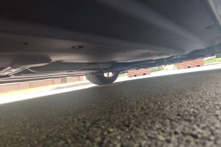 Used CHANGAN UNI-V 2023 1.5T Premium Model Chassis Front Right
