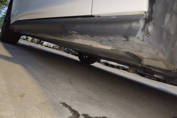 Used CHANGAN UNI-V 2023 1.5T Prestige Model Chassis Front Right