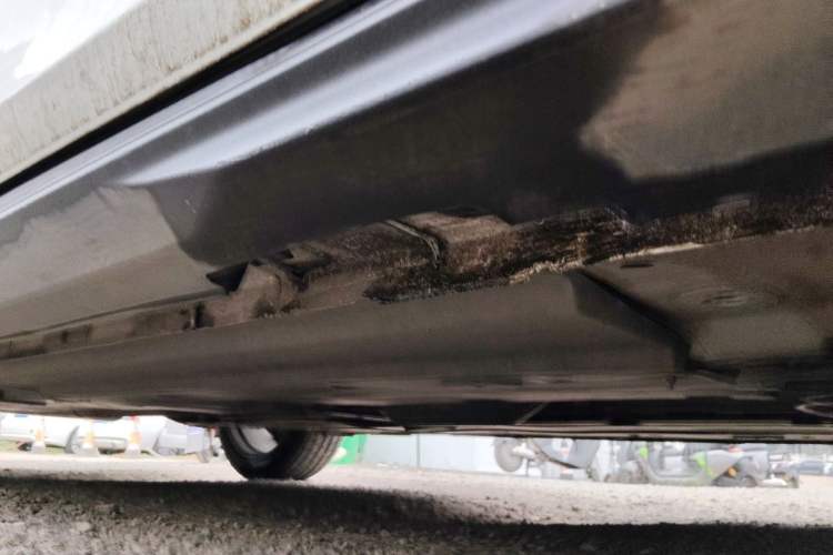 Used CHANGAN UNI-V 2023 1.5T Prestige Model Chassis Front Right