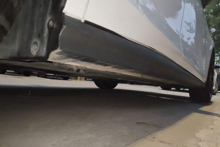 Used CHANGAN UNI-V 2023 1.5T Prestige Model Chassis Rear Right