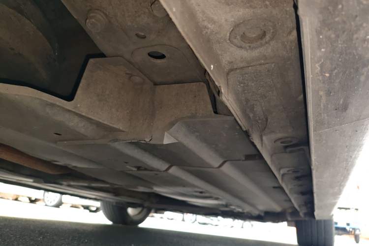 Used CHANGAN UNI-V 2023 1.5T Sport Edition Chassis Rear Right