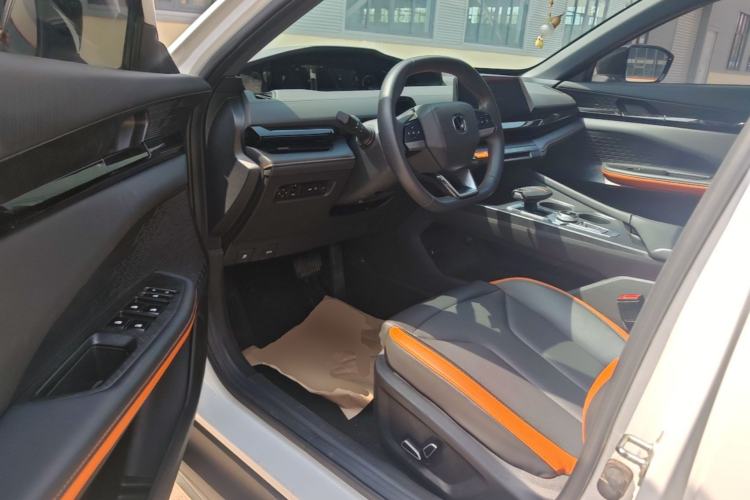 Used CHANGAN UNI-V 2023 1.5T Prestige Model Driver Seat
