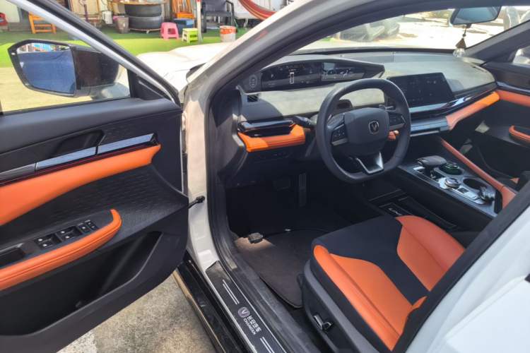 Used CHANGAN UNI-V 2023 1.5T Sport Edition Driver Seat