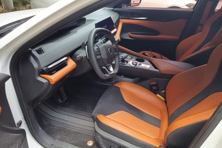 Used CHANGAN UNI-V 2023 1.5T Sport Edition Driver Seat